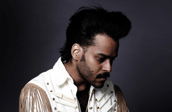 Twin Shadow - Five Seconds